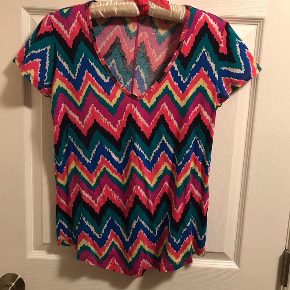 Lilly Pulitzer Cynthia Top, Hearts A Flutter, EUC